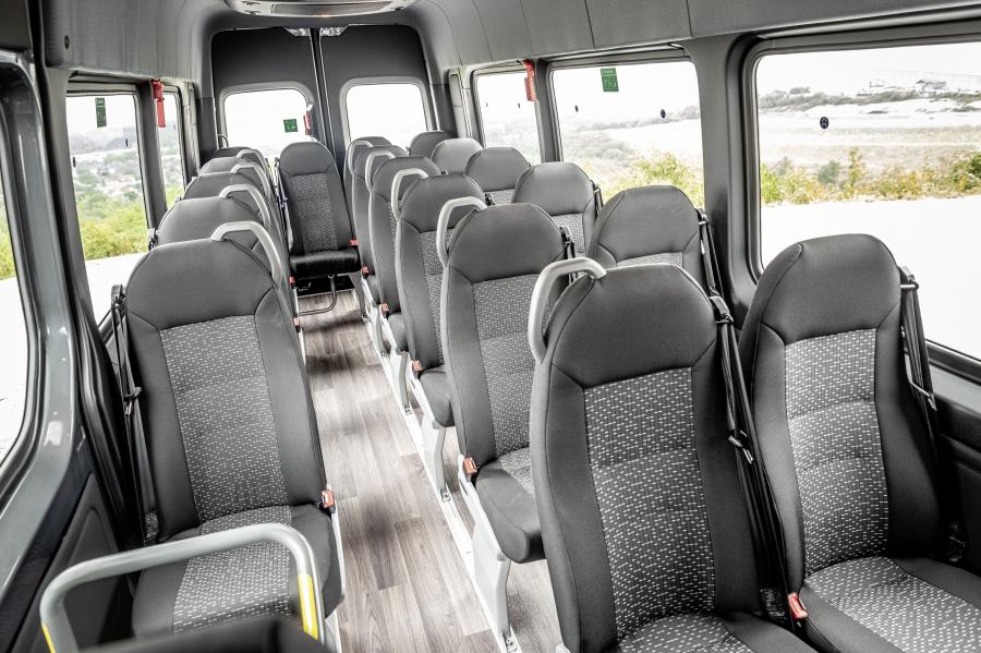 Интерьер Mercedes-Benz Sprinter Transfer 45 2019 года  (фото 7 из 7)